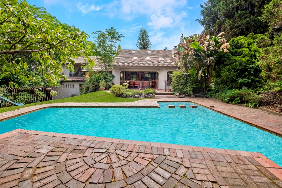 4 Bedroom Property for Sale in Victory Park Gauteng
