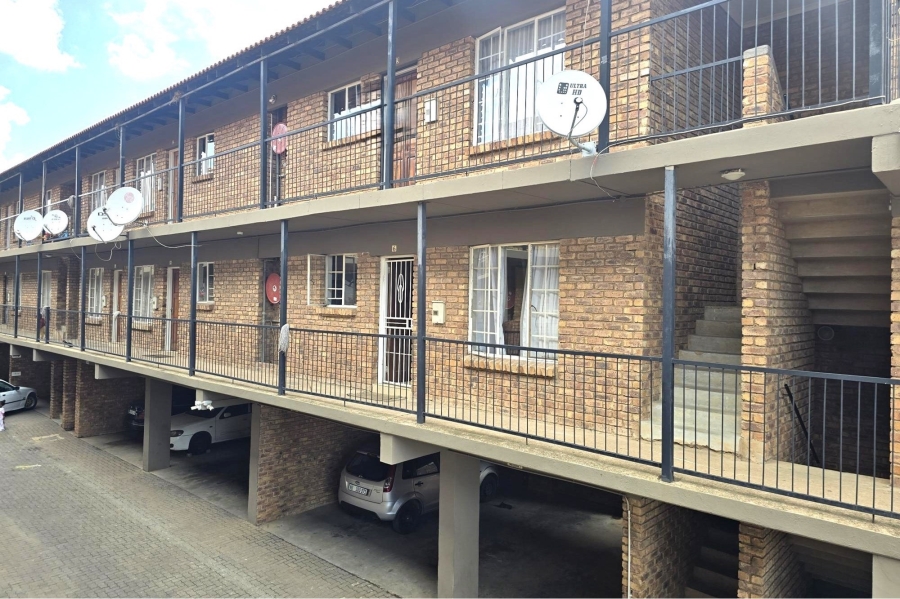 To Let 1 Bedroom Property for Rent in Kempton Park Central Gauteng