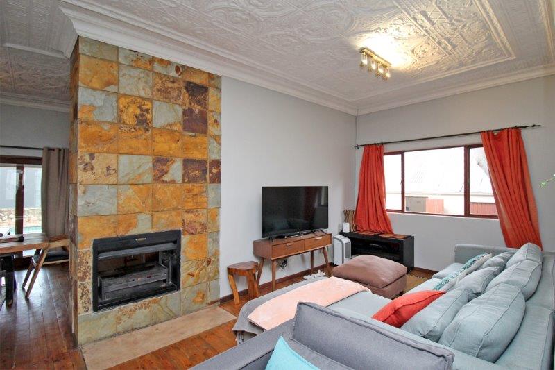 To Let 3 Bedroom Property for Rent in Melville Gauteng