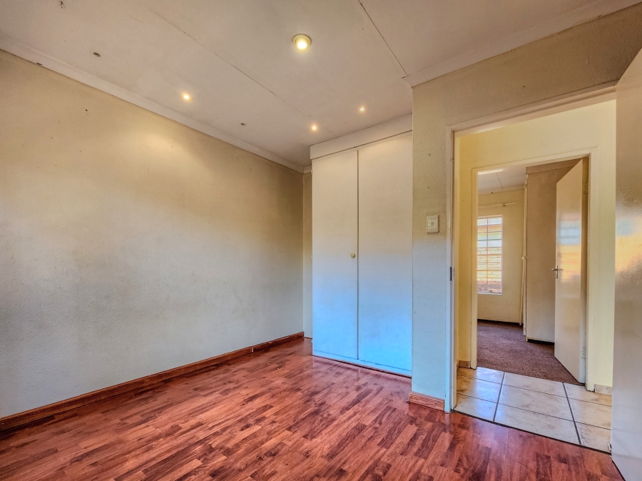 3 Bedroom Property for Sale in Wilgeheuwel Gauteng