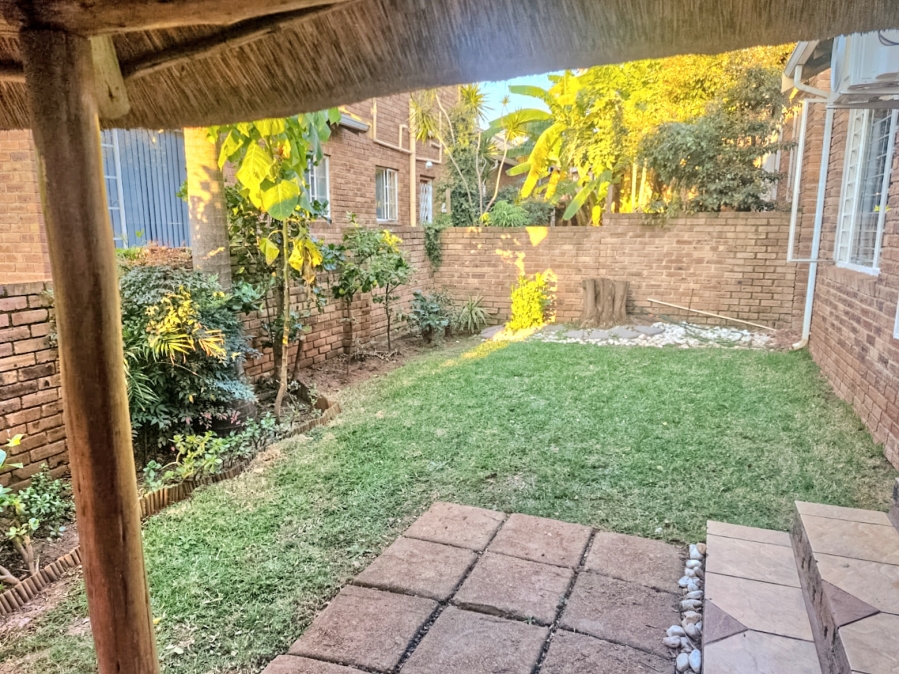 3 Bedroom Property for Sale in Wilgeheuwel Gauteng