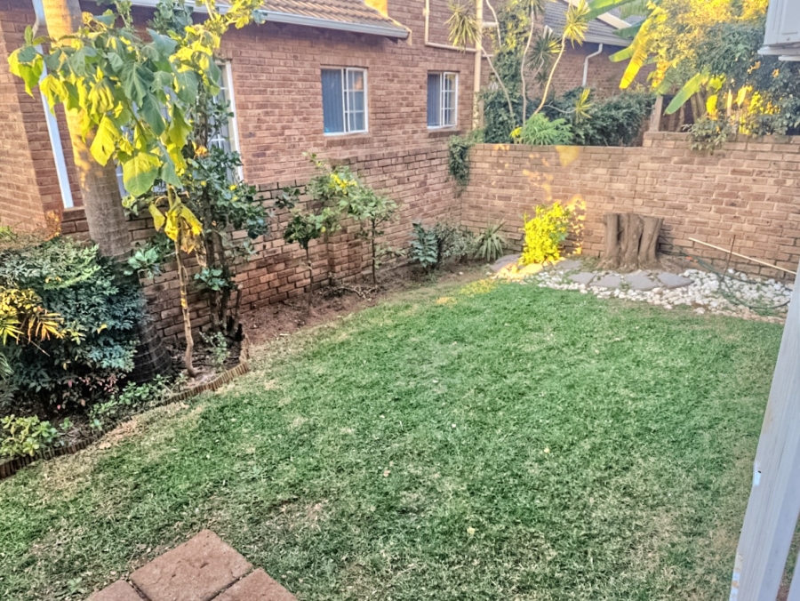 3 Bedroom Property for Sale in Wilgeheuwel Gauteng