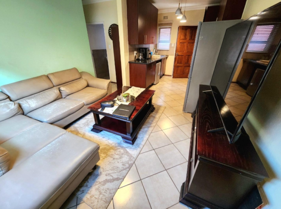 2 Bedroom Property for Sale in Albertsdal Gauteng