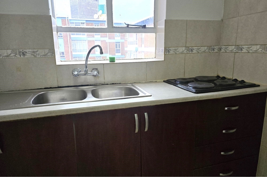 To Let 2 Bedroom Property for Rent in Kempton Park Central Gauteng