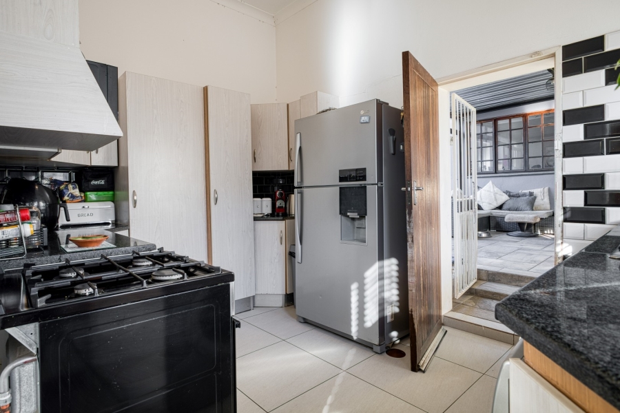 3 Bedroom Property for Sale in Orange Grove Gauteng