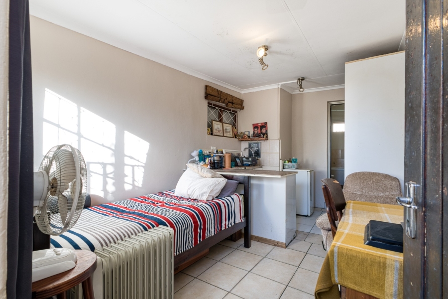 3 Bedroom Property for Sale in Orange Grove Gauteng