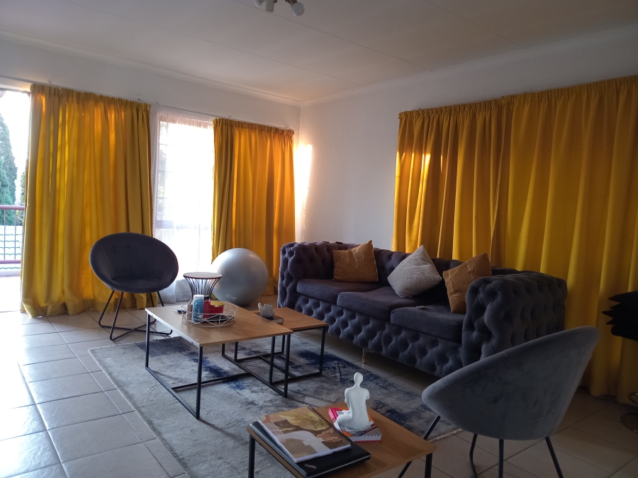 1 Bedroom Property for Sale in Corlett Gardens Gauteng