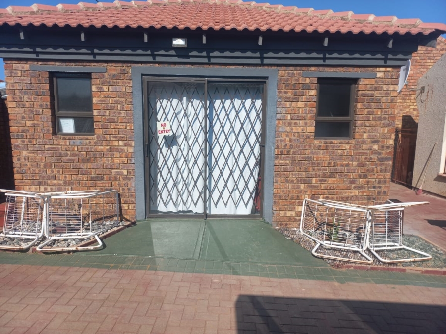 3 Bedroom Property for Sale in Soshanguve WW Gauteng
