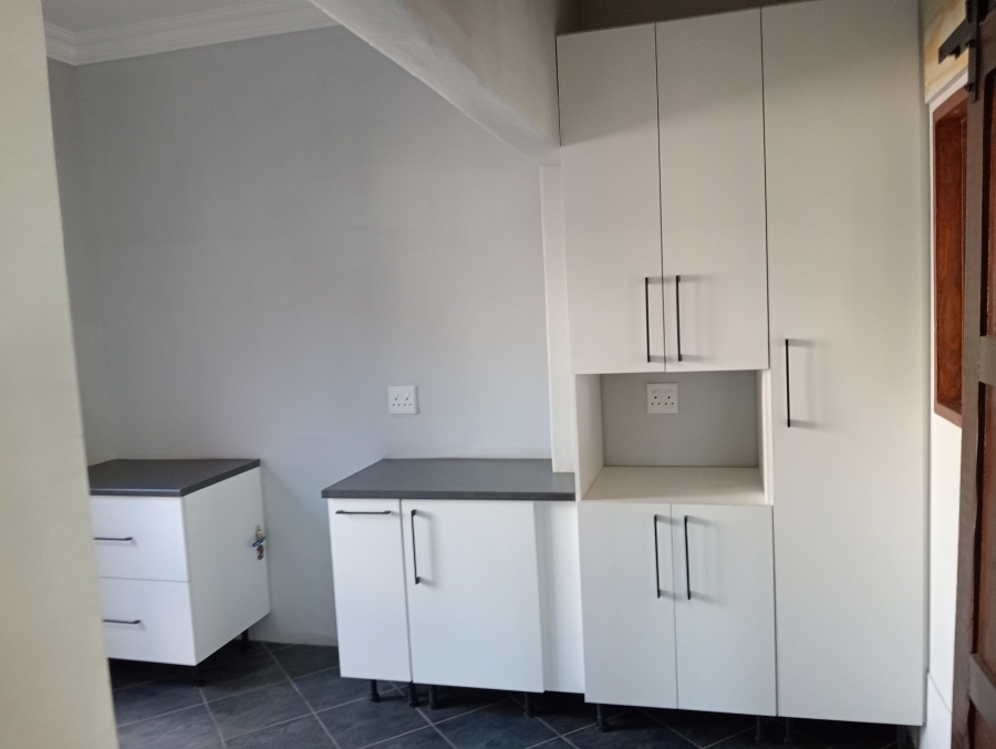 4 Bedroom Property for Sale in Waterkloof Ridge Gauteng