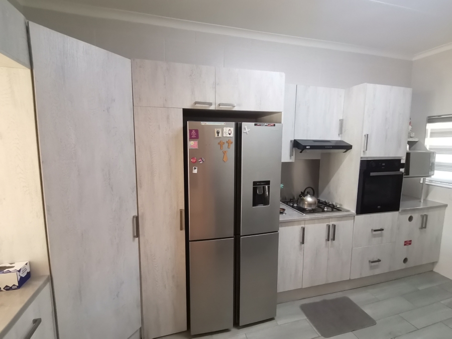 3 Bedroom Property for Sale in Randhart Gauteng