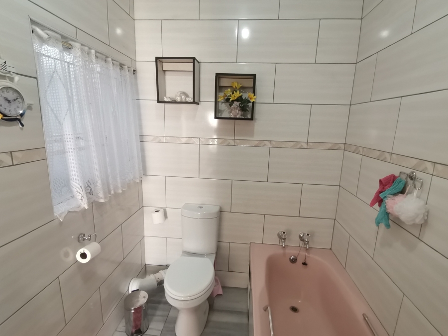 3 Bedroom Property for Sale in Randhart Gauteng