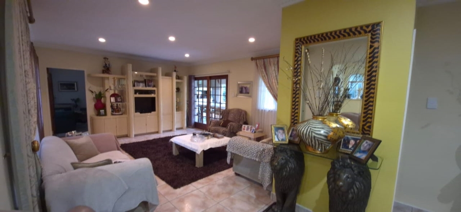 5 Bedroom Property for Sale in Dalpark Gauteng