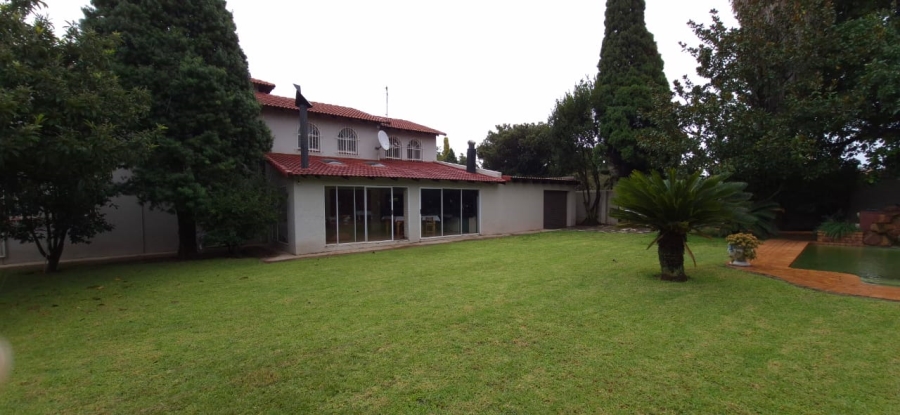 5 Bedroom Property for Sale in Dalpark Gauteng