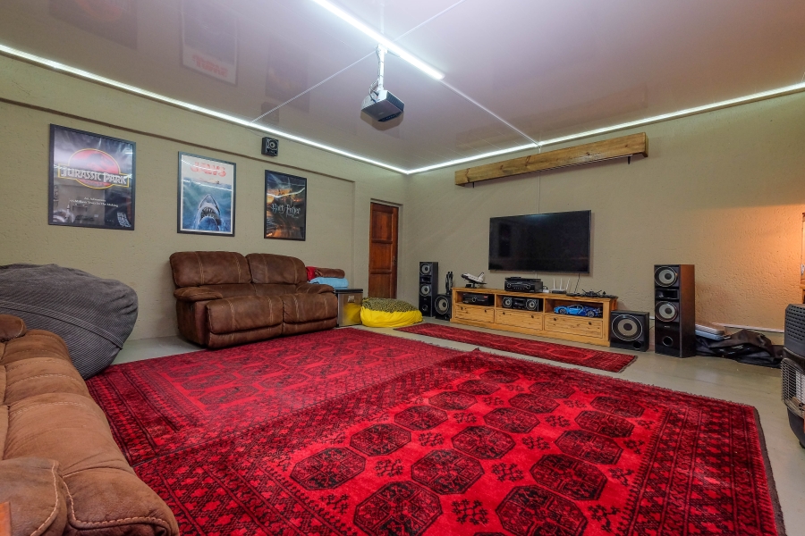 3 Bedroom Property for Sale in Roodekrans Gauteng