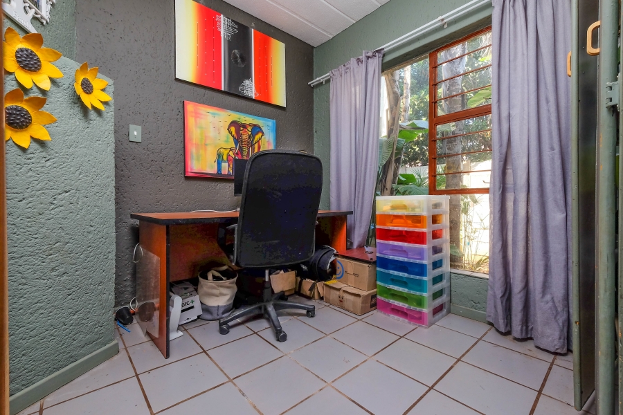 3 Bedroom Property for Sale in Roodekrans Gauteng