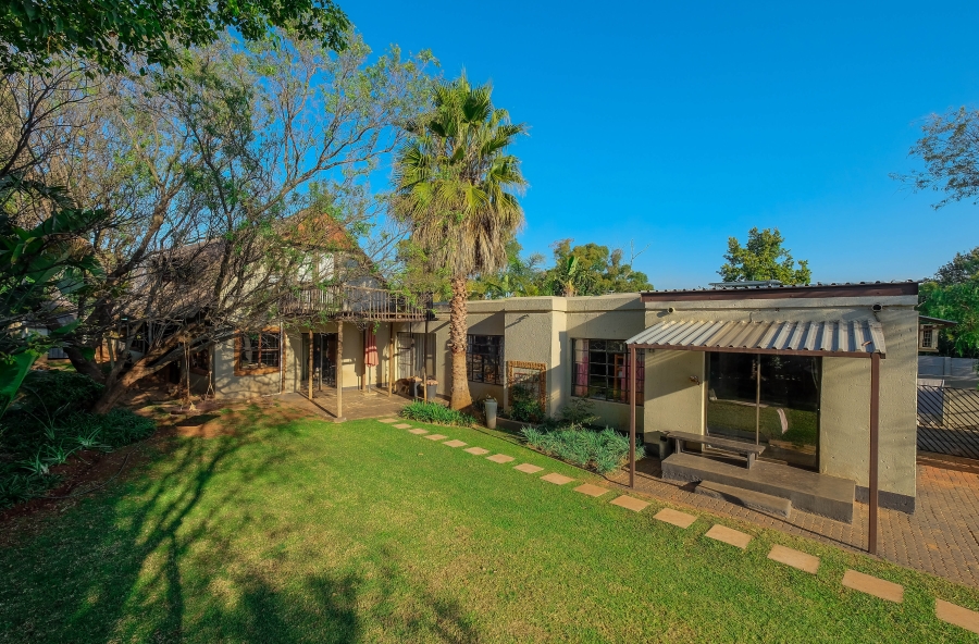 3 Bedroom Property for Sale in Roodekrans Gauteng