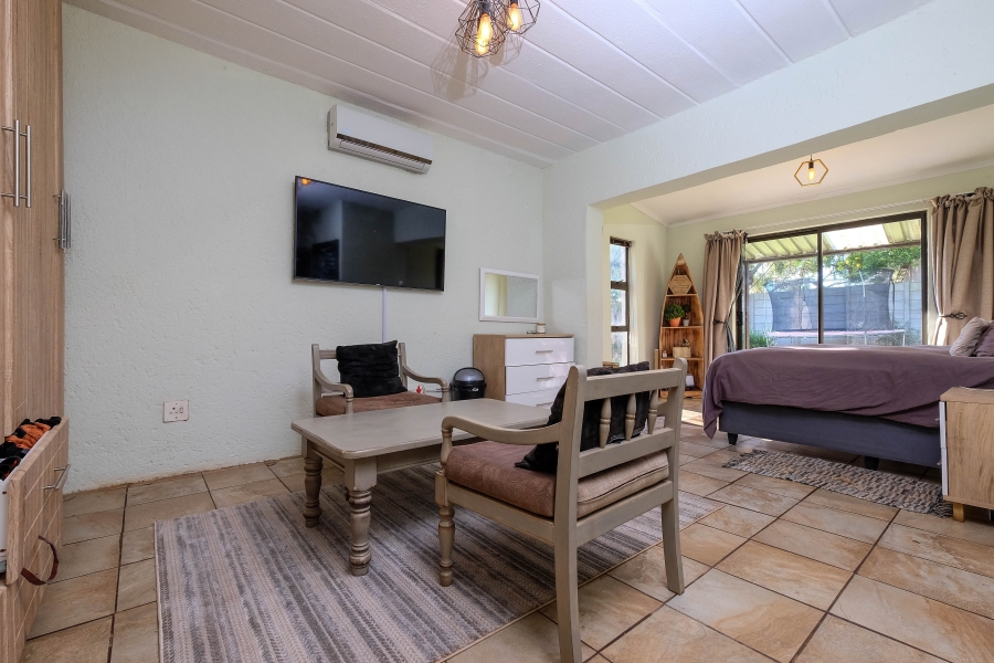 3 Bedroom Property for Sale in Roodekrans Gauteng