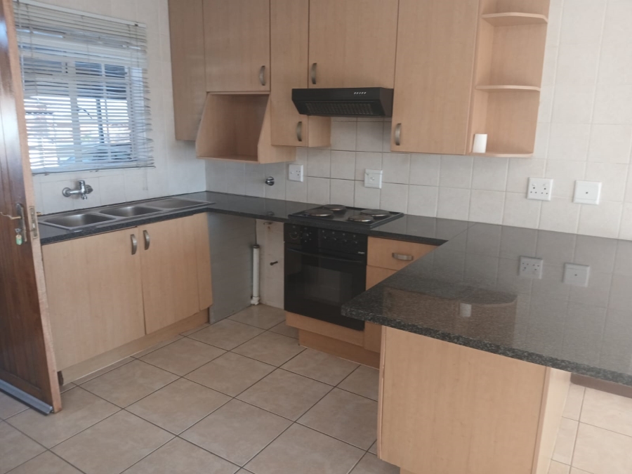 2 Bedroom Property for Sale in Primrose Hill Gauteng
