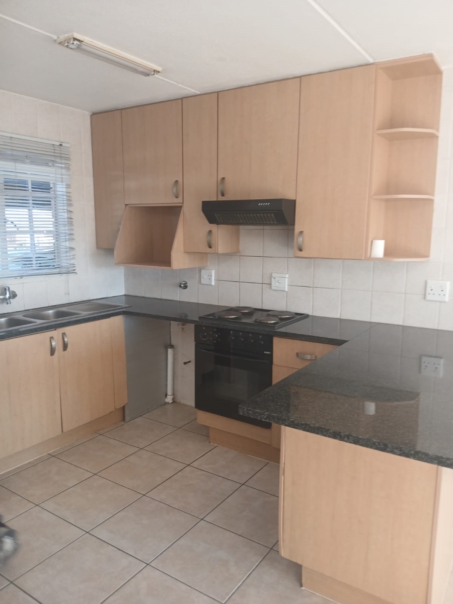 2 Bedroom Property for Sale in Primrose Hill Gauteng