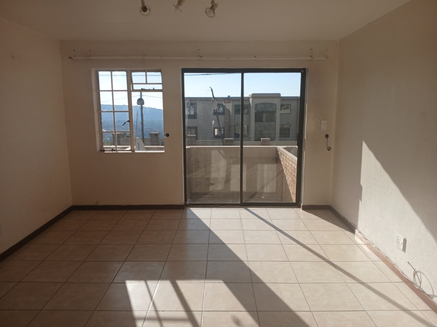 2 Bedroom Property for Sale in Primrose Hill Gauteng