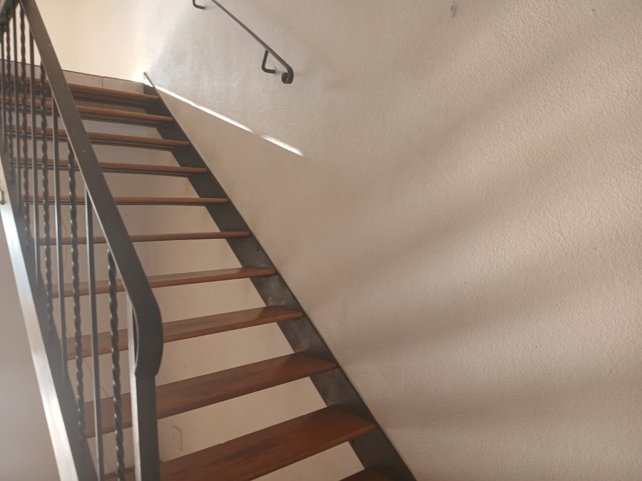 2 Bedroom Property for Sale in Primrose Hill Gauteng
