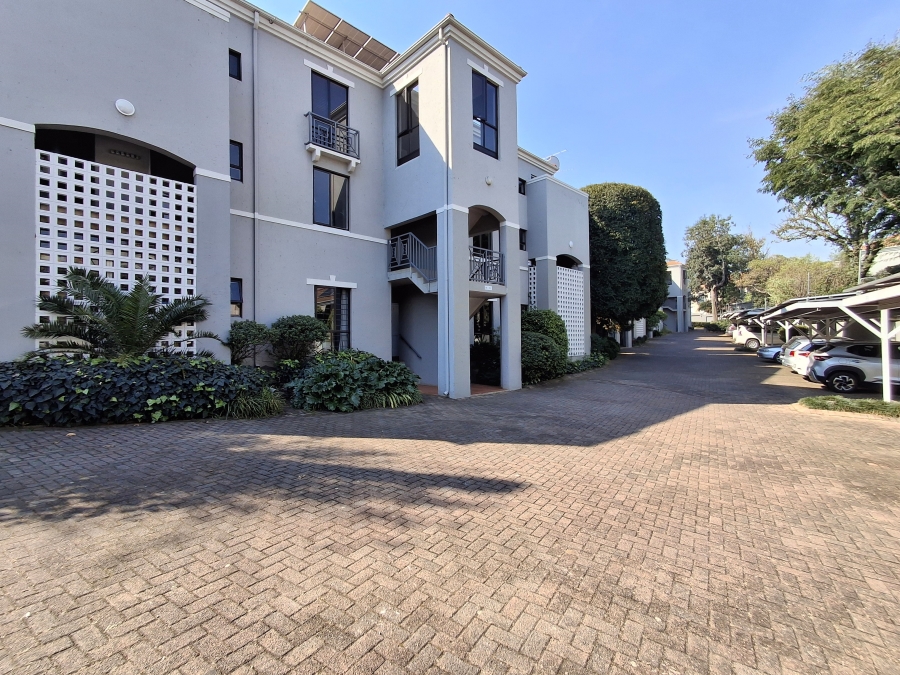 2 Bedroom Property for Sale in Dunkeld West Gauteng