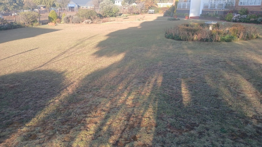 To Let 2 Bedroom Property for Rent in Monument Gauteng