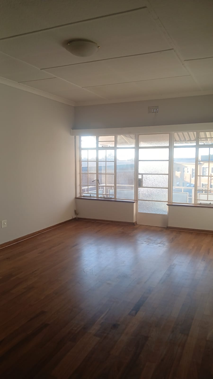 To Let 2 Bedroom Property for Rent in Monument Gauteng