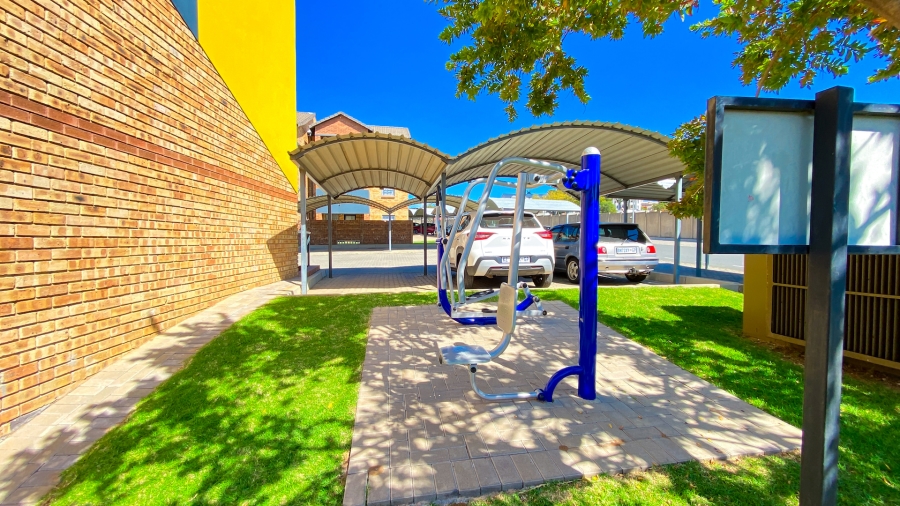 To Let 2 Bedroom Property for Rent in Erand Gardens Gauteng