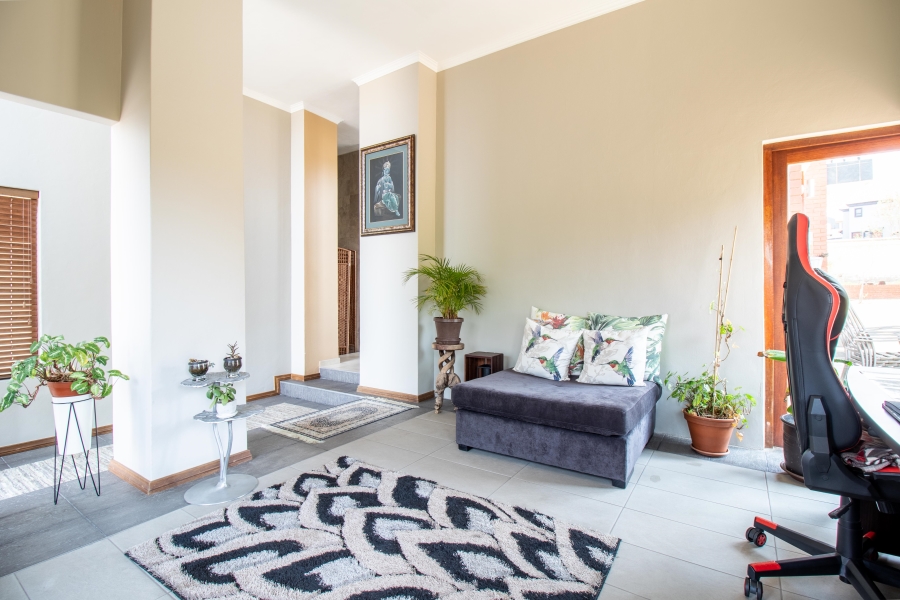 4 Bedroom Property for Sale in Thatchfield Estate Gauteng