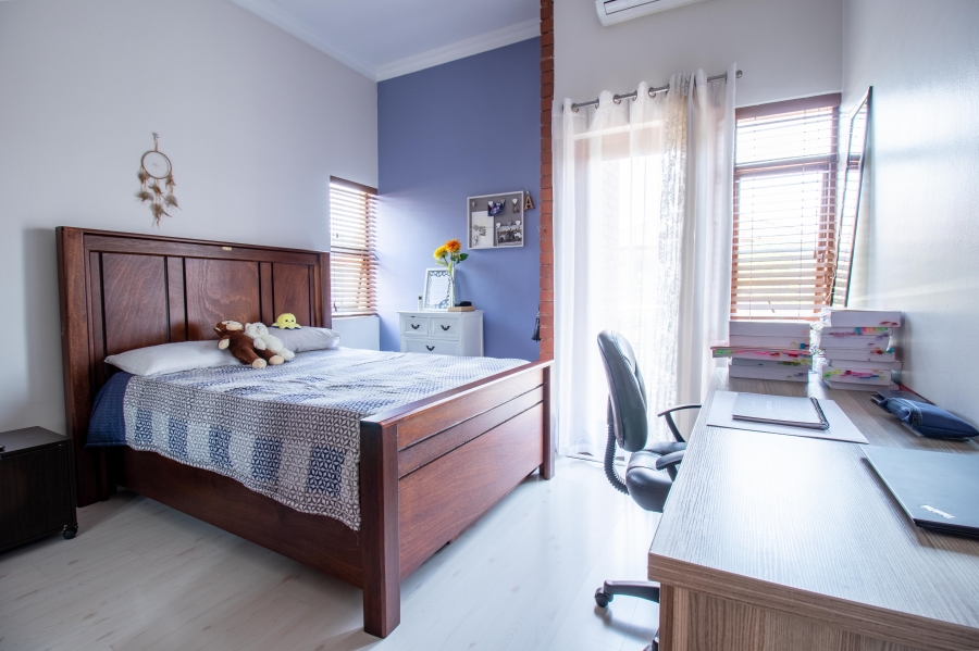4 Bedroom Property for Sale in Thatchfield Estate Gauteng