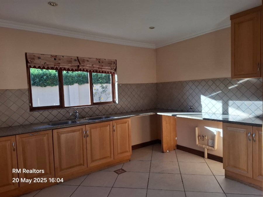 To Let 4 Bedroom Property for Rent in Irene Farm Villages Gauteng