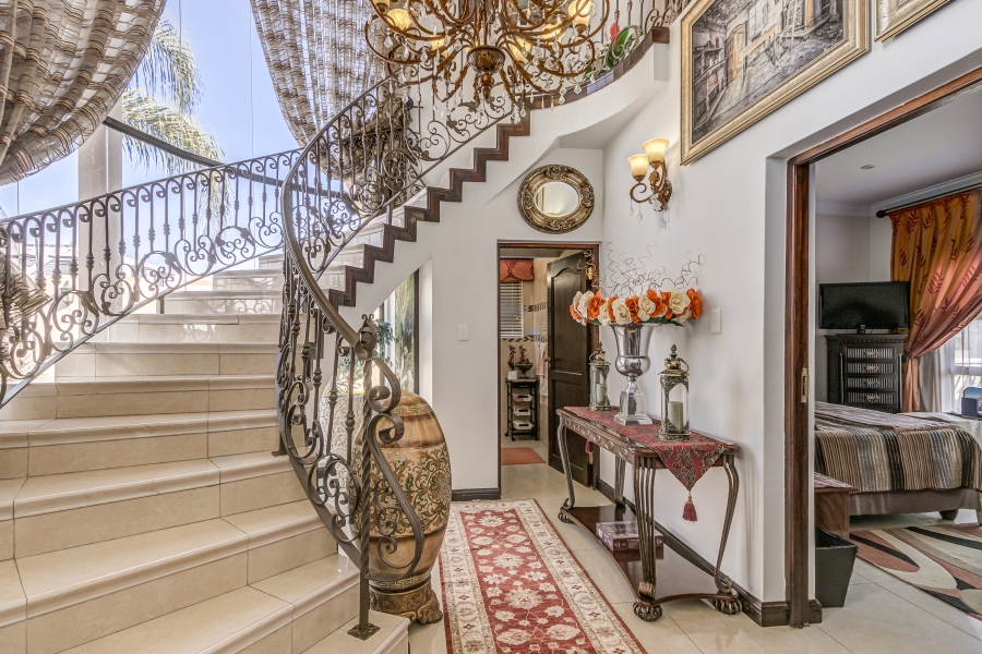 5 Bedroom Property for Sale in Kyalami Glen Estate Gauteng