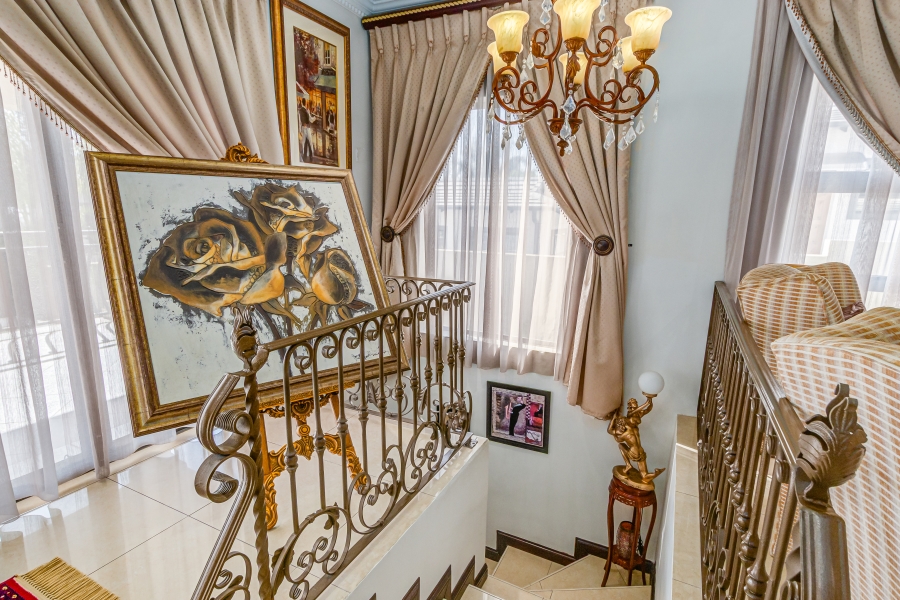 5 Bedroom Property for Sale in Kyalami Glen Estate Gauteng