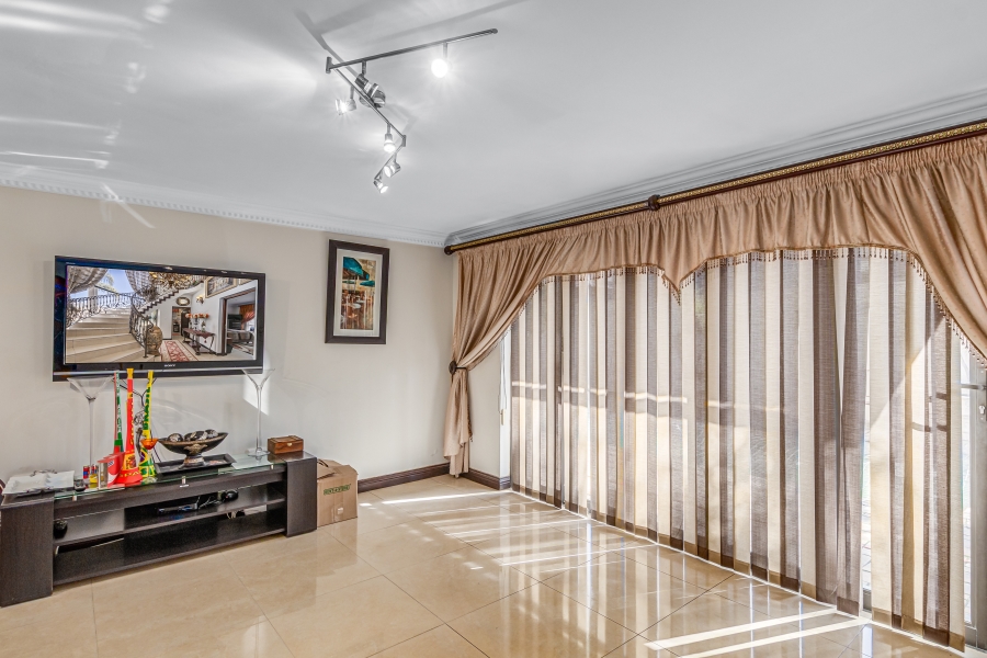 5 Bedroom Property for Sale in Kyalami Glen Estate Gauteng