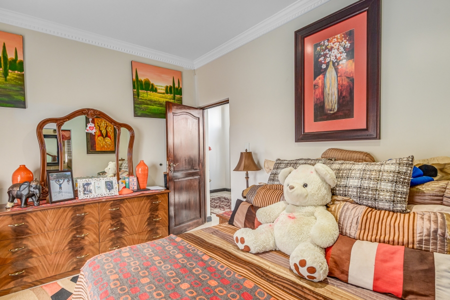 5 Bedroom Property for Sale in Kyalami Glen Estate Gauteng