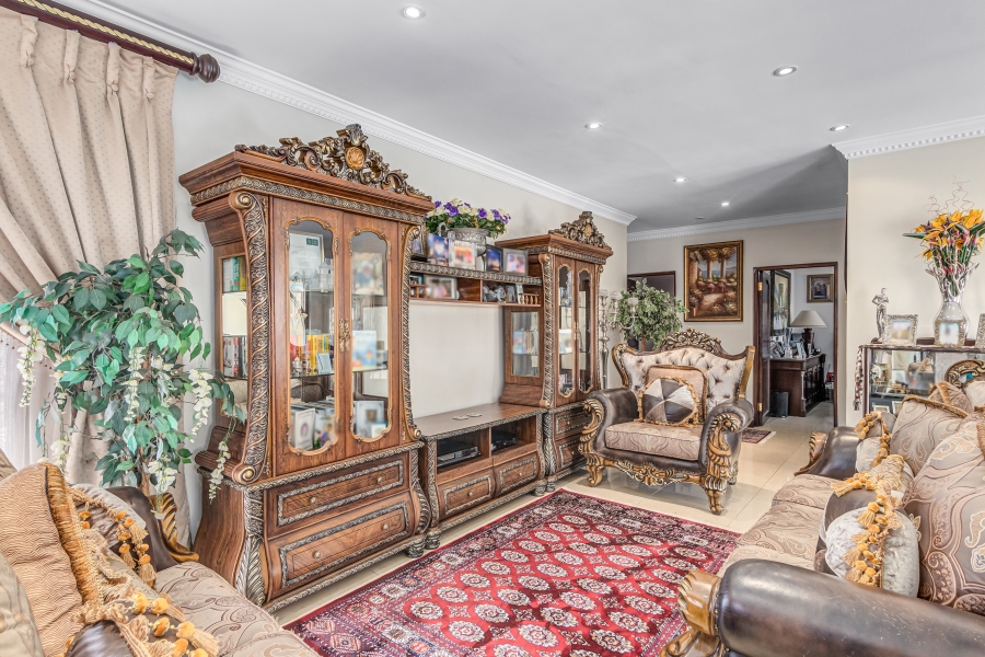 5 Bedroom Property for Sale in Kyalami Glen Estate Gauteng