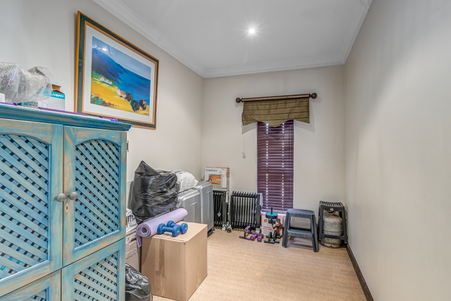 5 Bedroom Property for Sale in Kyalami Glen Estate Gauteng