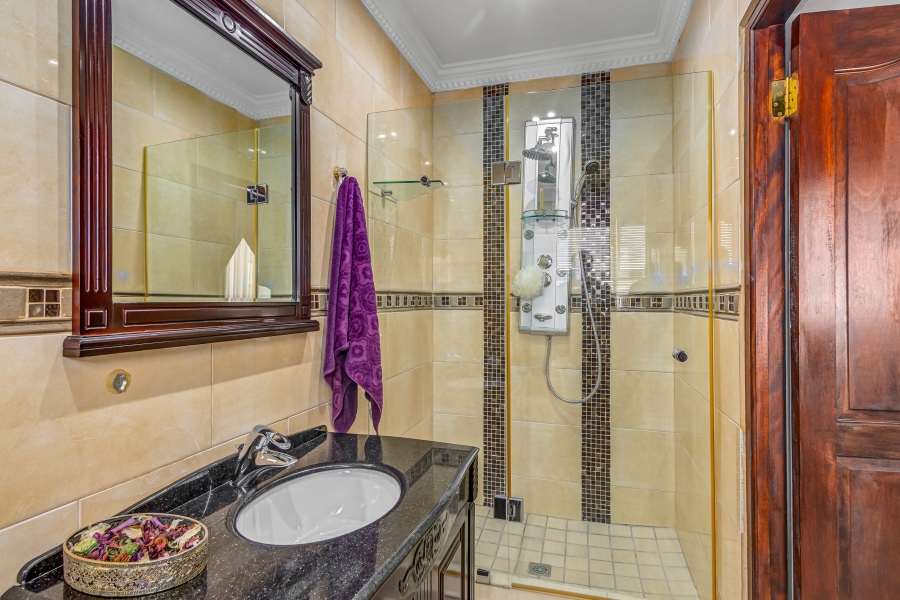 5 Bedroom Property for Sale in Kyalami Glen Estate Gauteng