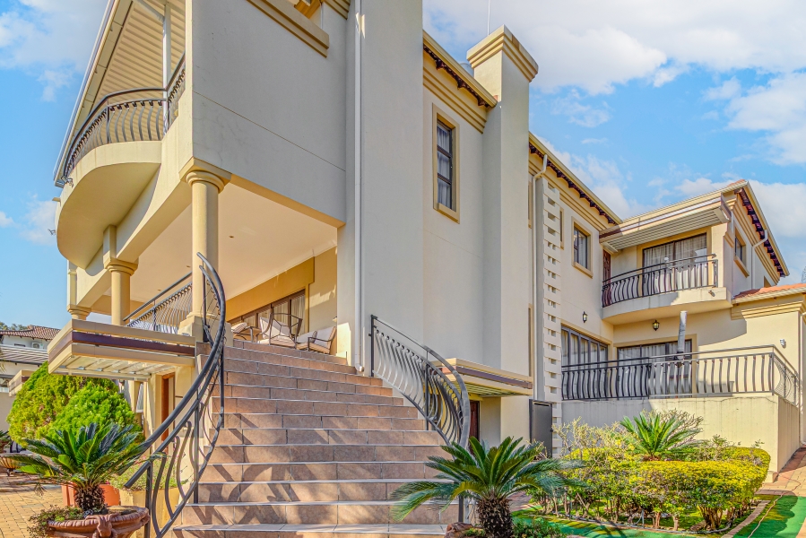 5 Bedroom Property for Sale in Kyalami Glen Estate Gauteng