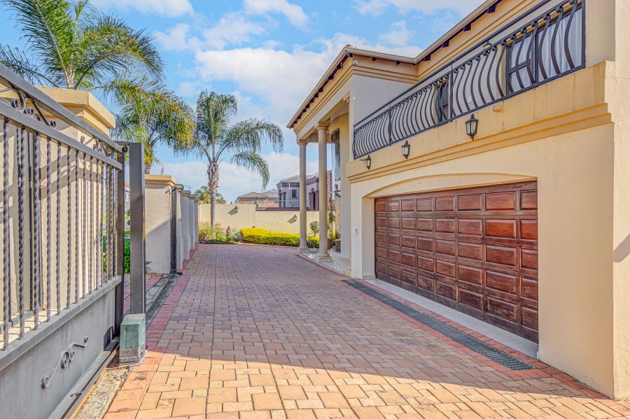 5 Bedroom Property for Sale in Kyalami Glen Estate Gauteng