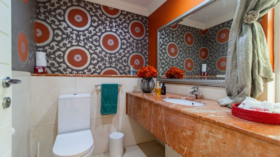 6 Bedroom Property for Sale in Bedfordview Gauteng