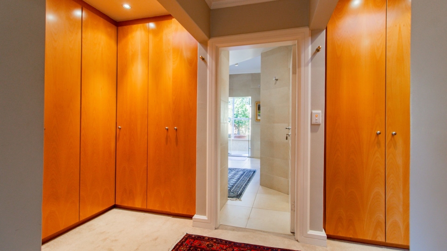 6 Bedroom Property for Sale in Bedfordview Gauteng