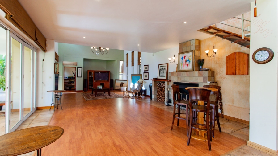 6 Bedroom Property for Sale in Bedfordview Gauteng