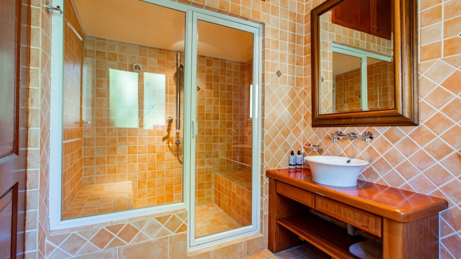 6 Bedroom Property for Sale in Bedfordview Gauteng