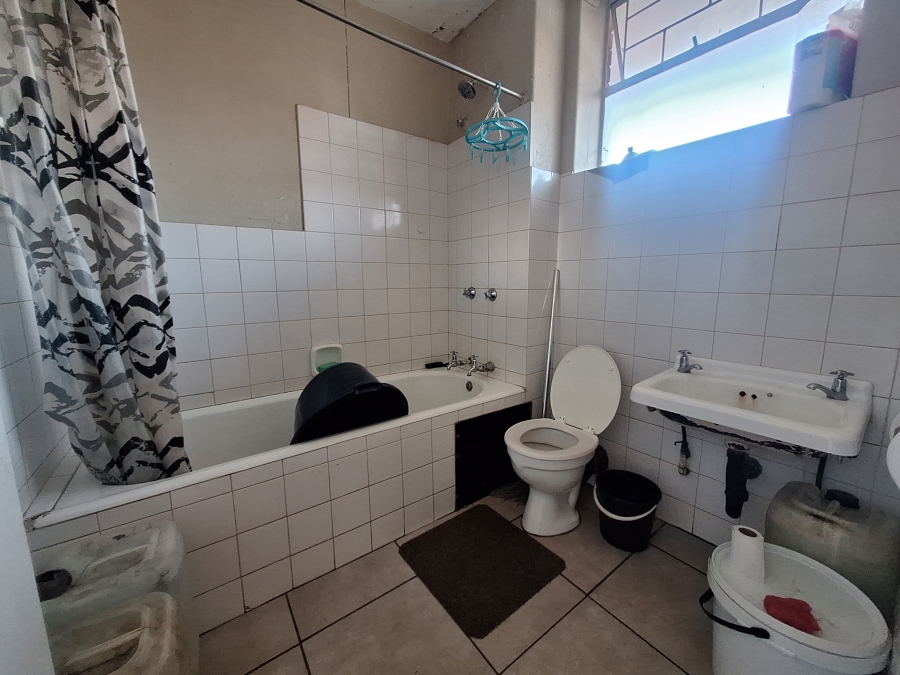1 Bedroom Property for Sale in Muckleneuk Gauteng