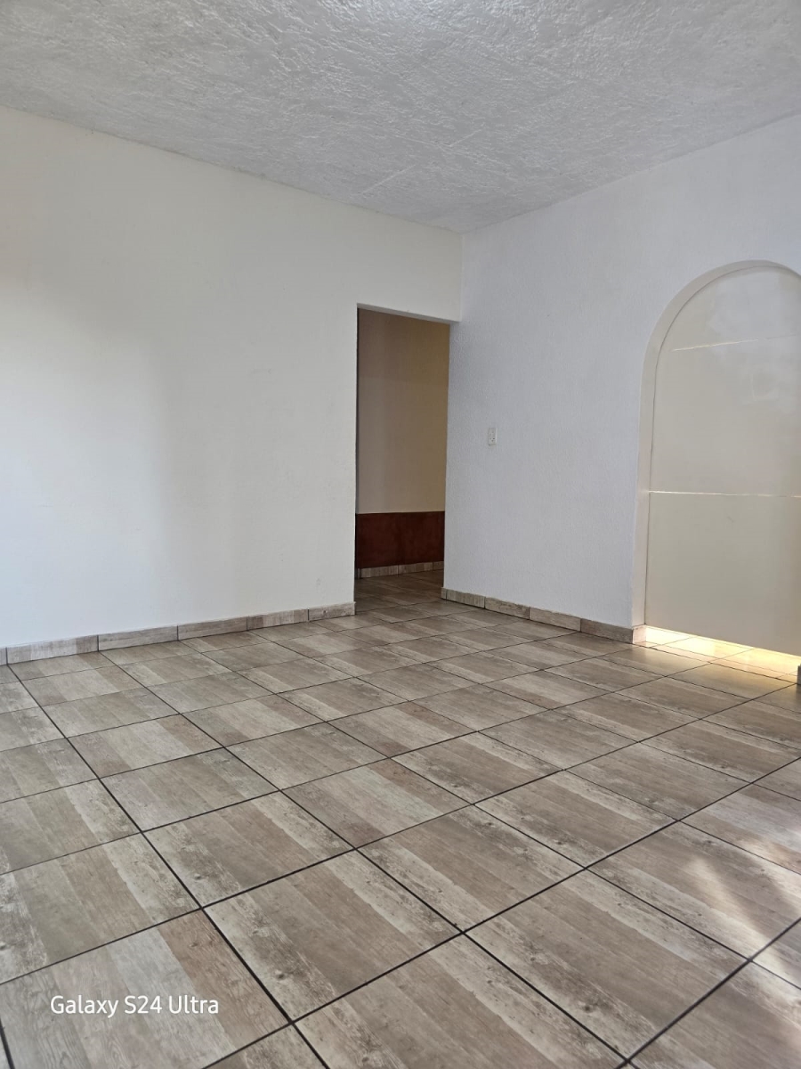 2 Bedroom Property for Sale in Cruywagenpark Gauteng