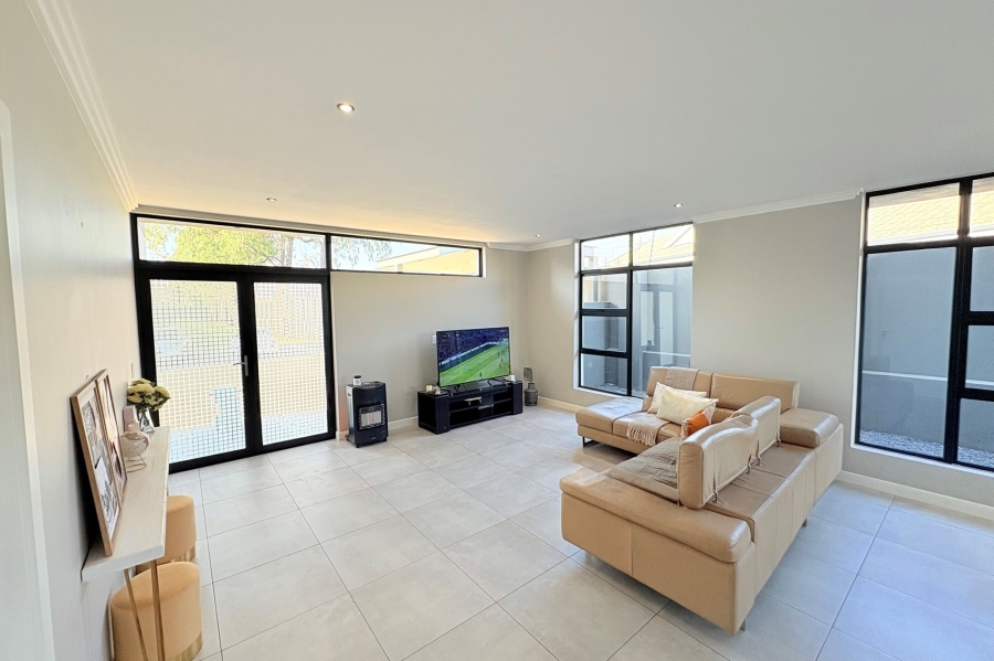 3 Bedroom Property for Sale in Rynfield Gauteng