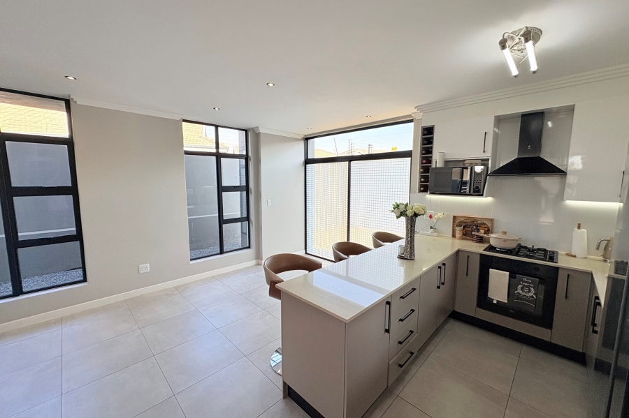 3 Bedroom Property for Sale in Rynfield Gauteng