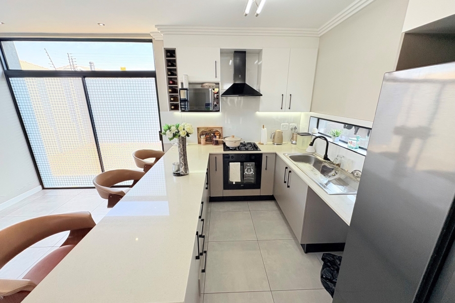 3 Bedroom Property for Sale in Rynfield Gauteng